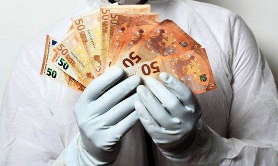 Asp Catania: per OMS rischio basso di contagio con monete e banconote, ma lavarsi mani